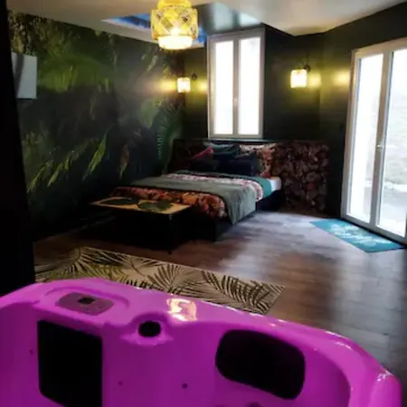 Spa Mensignac Apartamento *