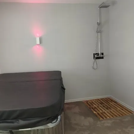 아파트 Spa Mensignac